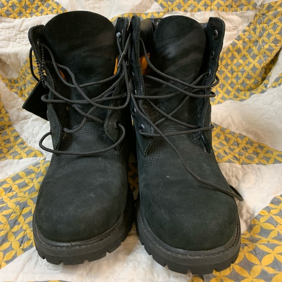 Black timberlands - Picture 2 of 10